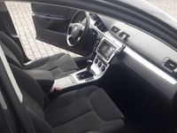 Gebraucht VW Passat Comfortline 110 PS (80 kW) 2009 Braun Kombi