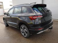 Neu Skoda Karoq SportLine 150 PS (110 kW) 2025 Black magic perleffekt SUV