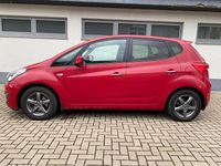 Gebraucht Hyundai ix20 Trend 116 PS (85 kW) 2014 Rot Kleinwagen