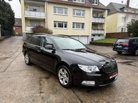 Gebraucht Skoda Superb 140 PS (102 kW) 2012 Schwarz Kombi