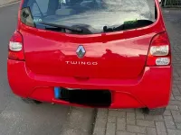 Używany Renault Twingo Dynamique 75 KM (55 kW) 2011 Czerwony Hatchback