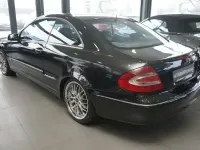Gebraucht Mercedes CLK270 170 PS (125 kW) 2004 Obsidianschwarz  metalliclack Coupé