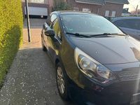 Gebraucht Kia Rio 75 PS (55 kW) 2012 Schwarz Kleinwagen