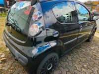 Gebraucht Peugeot 107 68 PS (50 kW) 2005 Schwarz Kleinwagen