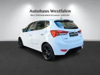 Gebraucht Hyundai ix20 Edition 90 PS (66 kW) 2013 Weiß Kleinwagen