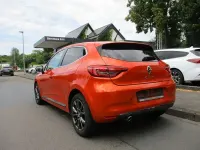 Gebraucht Renault Clio V Intens 101 PS (74 kW) 2022 Rot Limousine