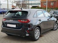 Gebraucht Kia Ceed 160 PS (117 kW) 2022 Schwarz Kleinwagen