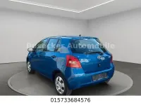 Gebraucht Toyota Yaris Cool 69 PS (50 kW) 2007 Blau Kleinwagen