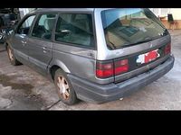 Gebraucht VW Passat 89 PS (65 kW) 1993 Grau Kombi