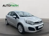 Gebraucht Kia Rio Edition 7 86 PS (63 kW) 2013 Silber Limousine