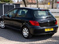 Gebraucht Peugeot 307 109 PS (80 kW) 2008 Schwarz Limousine