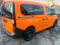 Gebraucht VW Caddy 102 PS (75 kW) 2021 Orange Van / Kleinbus