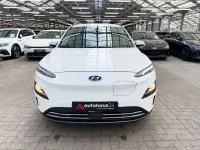 Gebraucht Hyundai Kona Select 100 kW (136 PS) 2023 Weiß SUV