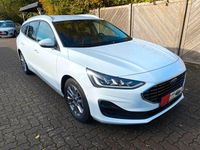 Gebraucht Ford Focus Titanium X 116 PS (85 kW) 2023 Weiß Limousine