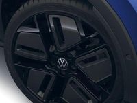 Neu VW T-Roc R-line 150 PS (110 kW) 2026 Celestial blue metallic SUV