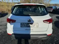 Używany Seat Arona CONNECT 95 KM (69 kW) 2023 Biały SUV