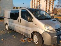 Gebraucht Opel Vivaro 81 PS (59 kW) 2006 Silber Van / Kleinbus
