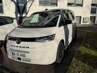 Gebraucht VW Multivan 150 PS (110 kW) 2024 Weiß Van