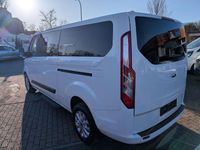 Gebraucht Ford Tourneo 131 PS (96 kW) 2020 Frostweiß Van / Kleinbus