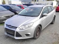 Gebraucht Ford Focus Trend 116 PS (85 kW) 2014 Polarsilber metallic Kombi