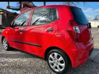 Gebraucht Hyundai i10 67 PS (49 kW) 2011 Rot Kleinwagen