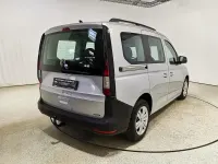 Używany VW Caddy 122 KM (89 kW) 2022 Srebrny Minivan