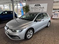 Gebraucht VW Golf Life 116 PS (85 kW) 2023 Silber Limousine