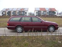 Gebraucht Mercedes E320 Elegance 268 PS (197 kW) 2001 Rot metallic Kombi