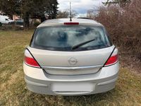 Gebraucht Opel Astra 77 PS (56 kW) 2007 Silber Kleinwagen