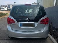 Gebraucht Opel Meriva Active 120 PS (88 kW) 2013 Silber Van / Kleinbus