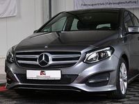 Gebraucht Mercedes B200 136 PS (100 kW) 2016 Grau Van / Kleinbus