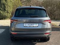 Neu Skoda Karoq Selection 150 PS (110 kW) 2026 Grau SUV