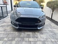 Gebraucht Ford Focus Sport 185 PS (136 kW) 2015 Grau Kombi