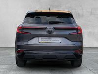 Second-hand Renault Austral Evolution 160 CP (117 kW) 2025 Gri SUV