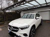 Gebraucht Mercedes GLC300e 197 PS (144 kW) 2023 Weiß SUV