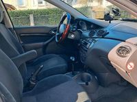Gebraucht Ford Focus 101 PS (74 kW) 2000 Grau Kleinwagen