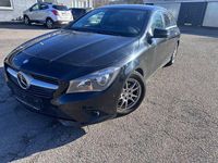 Gebraucht Mercedes CLA200 136 PS (100 kW) 2015 Schwarz Limousine