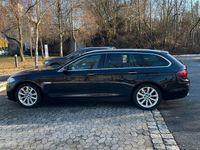 Gebraucht BMW 520 Luxury Line 184 PS (135 kW) 2014 Schwarz Kombi