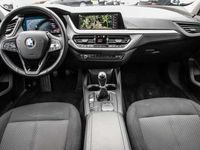 gebraucht BMW 118 i Advantage PDC Sitzhzg Navi LED Tempomat 17"