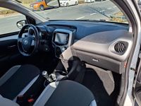 Gebraucht Toyota Aygo 69 PS (50 kW) 2018 Weiß Kleinwagen