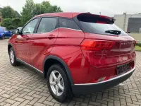 Gebraucht DFSK Fengon 106 PS (77 kW) 2024 Rot Limousine