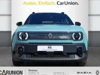 Neu Renault 4 E-Tech Iconic 110 kW (150 PS) 2026 Hautsdefrancegrün, black pearlschwarz metallic SUV
