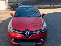 Gebraucht Renault Clio IV 90 PS (66 kW) 2015 Rot Kleinwagen