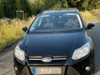 Gebraucht Ford Focus Champions Edition 125 PS (91 kW) 2013 Schwarz Kombi