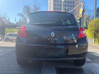 Gebraucht Renault Clio II 75 PS (55 kW) 2008 Schwarz Limousine