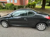 Gebraucht Peugeot 206 109 PS (80 kW) 2004 Schwarz Cabrio
