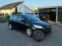 Gebraucht Ford Focus 105 PS (77 kW) 2011 Schwarz Limousine