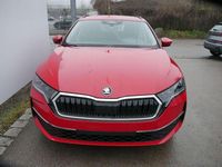 Neu Skoda Octavia Selection 150 PS (110 kW) 2026 Rot Kombi