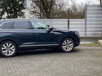 Gebraucht VW Touareg 286 PS (210 kW) 2019 Blau SUV