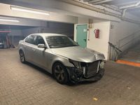 gebraucht BMW 520 i MOTOR LÄUFT FAHRBEREIT UNFALL KLIMA